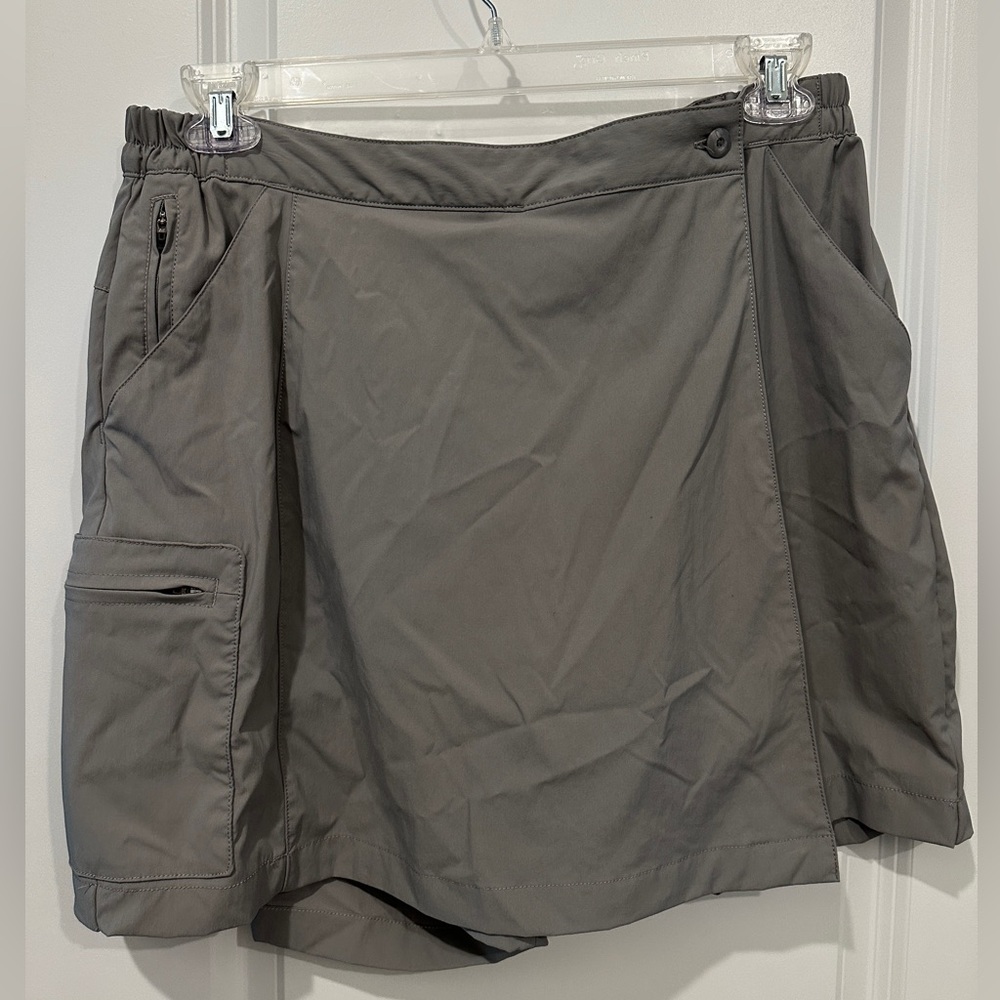 Women’s L.L. Bean Water Repellent Trail Skort